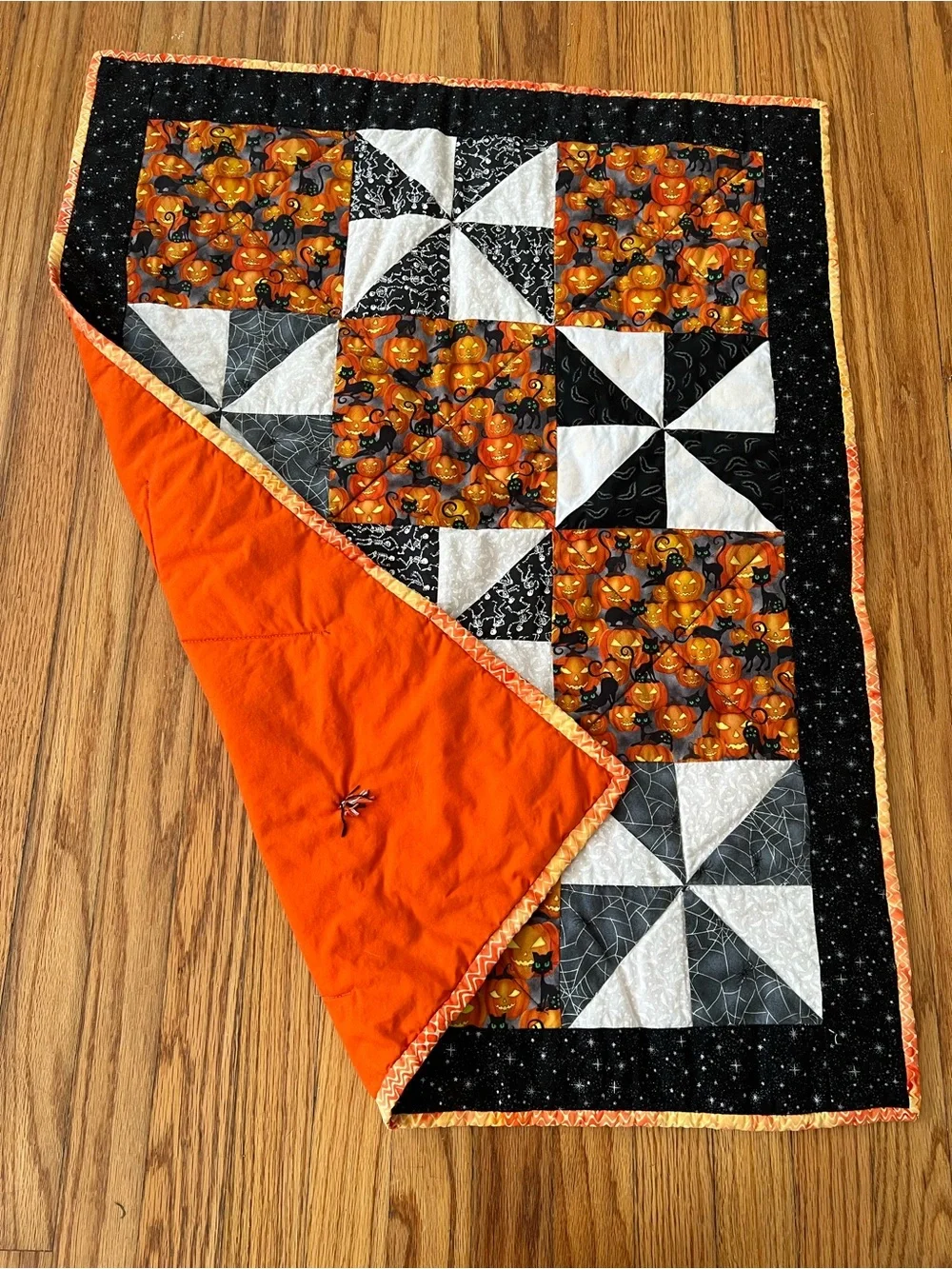 Handmade Halloween Quilt Black Cat Jack O Lantern Pumpkin Pinwheel Wall Hanging